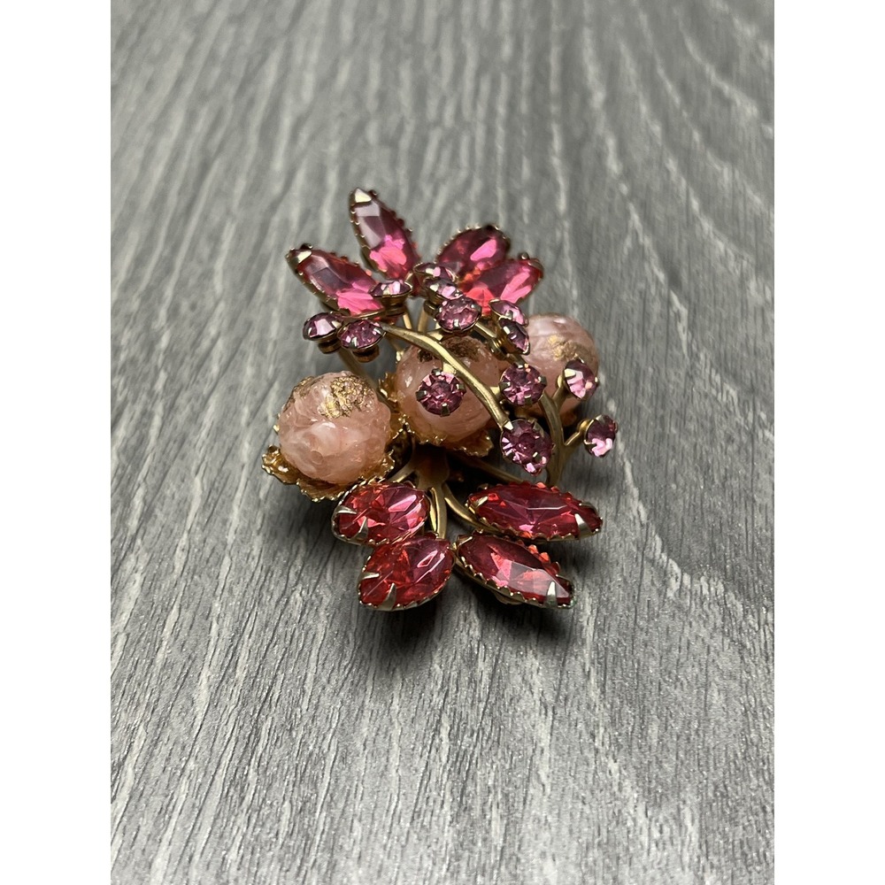 Beau Jewels Pink Rhinestone Glass Bead Brooch Pin Unsigned - Picture 5 of 8